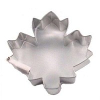 Fox Run Maple Leaf Cookie Cutter